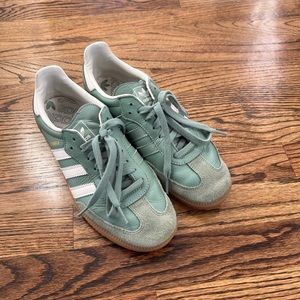Like new adidas sambas silver green